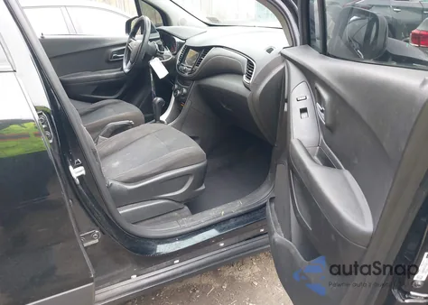 2018 Chevrolet Trax Ls z USA, uszkodzony, nr VIN 3GNCJKSB8JL203072